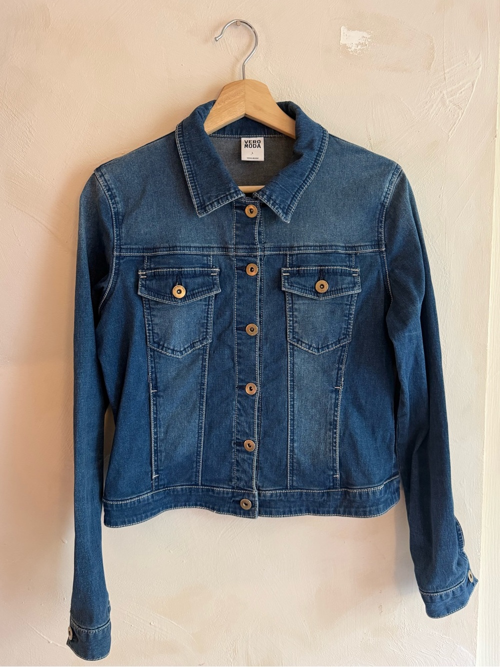 Vero Moda Classic Denim Jean Jacket Dark Wash Size L Trucker Style